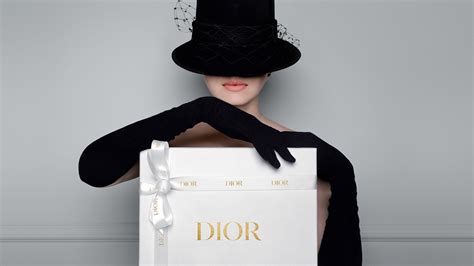 signe emballage ecologique parfum dior|laisser la beauté pour empreinte et s'engager .